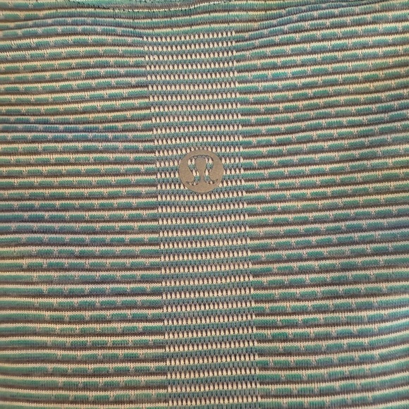 Lululemon Swiftly Tech Long Sleeve Shirt *Race Length - Picture 5 of 5